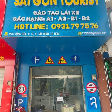 trường dạy lái xe sài gòn tourist